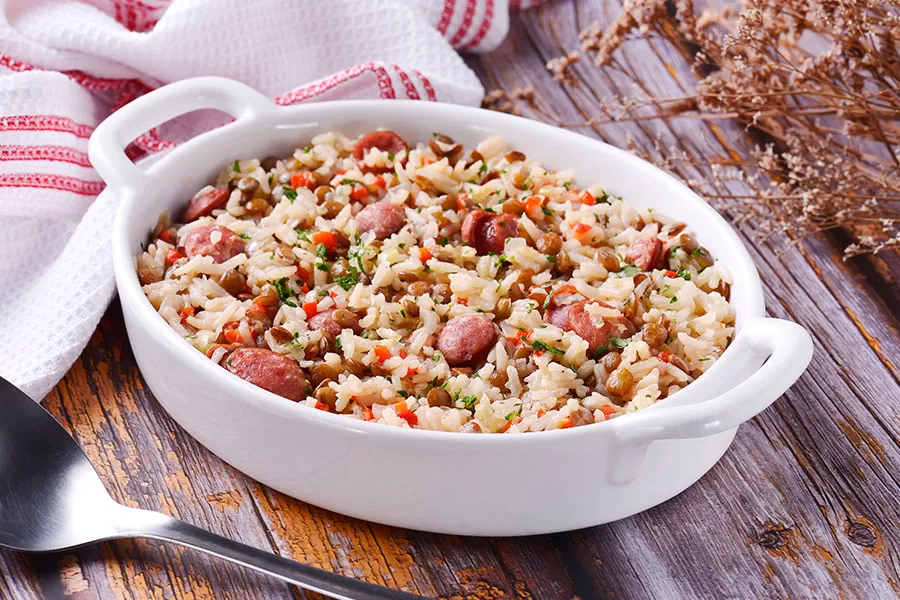 Arroz com Lentilha e Linguiça