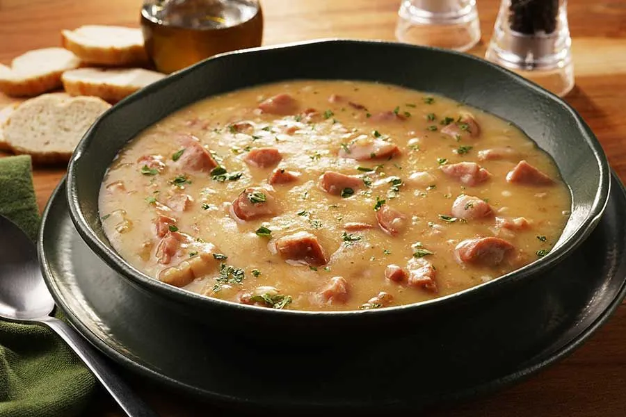 Caldo de Aipim com Calabresa e Bacon